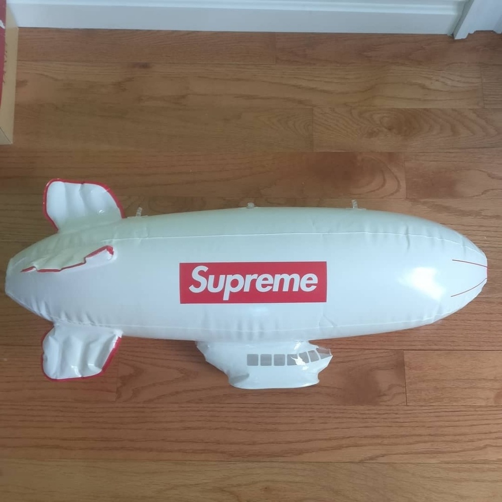 Supreme Blimp